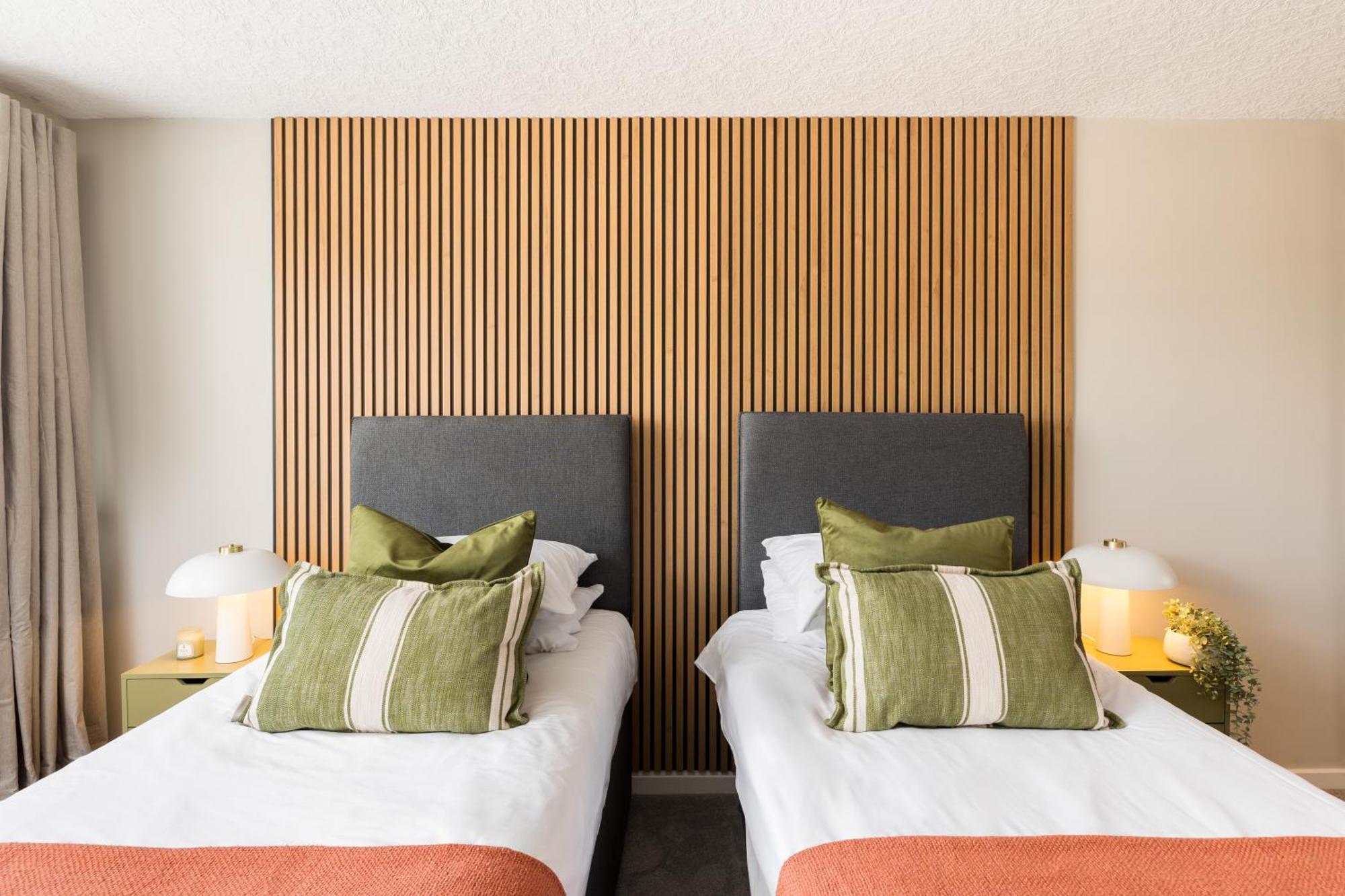Modern 2-Bedroom Apartments With Free Parking In Leamington Spa Exterior foto