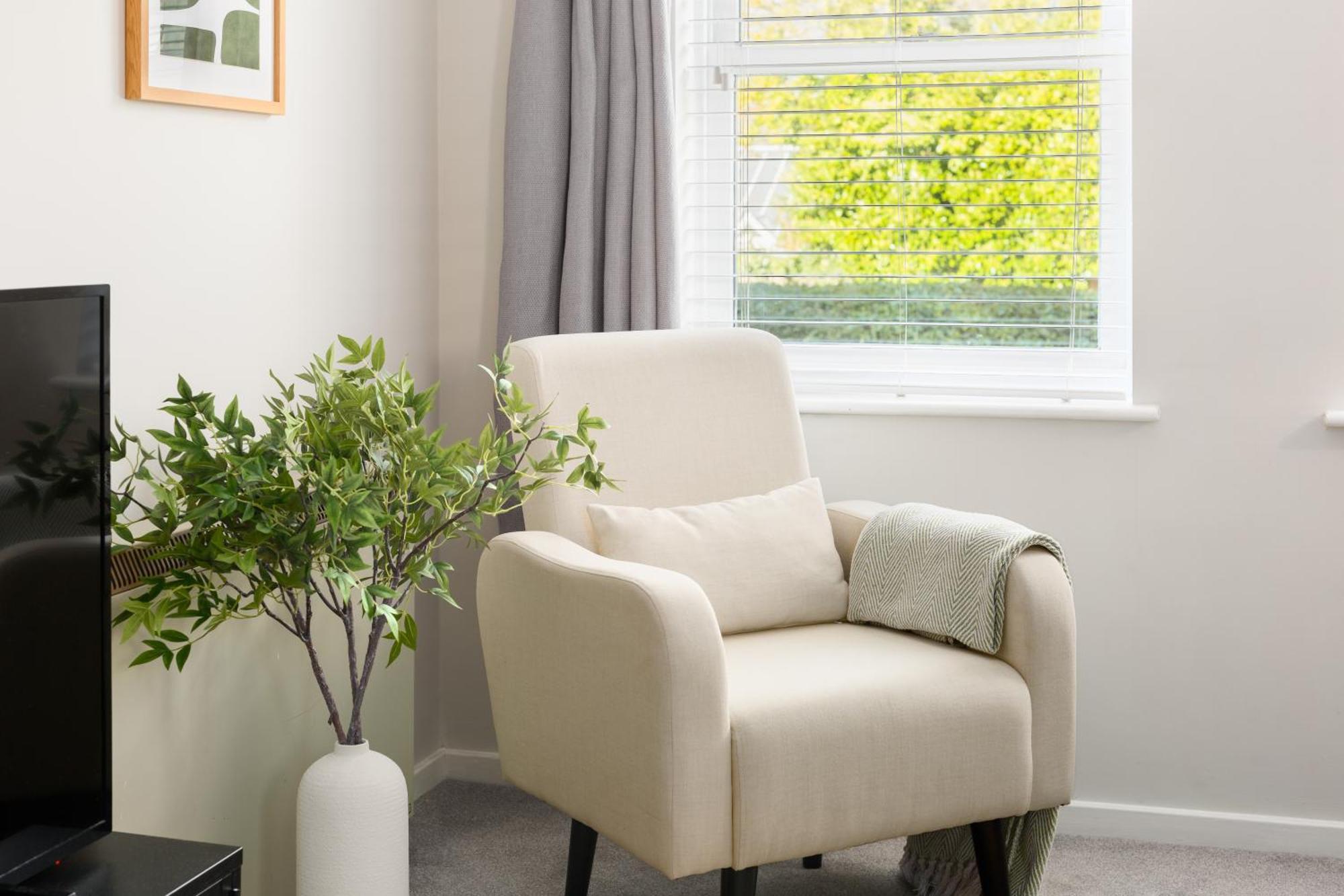 Modern 2-Bedroom Apartments With Free Parking In Leamington Spa Exterior foto